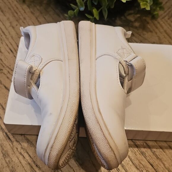 Stride Rite Mary Jane White Shoes Size 12 - Picture 3 of 9